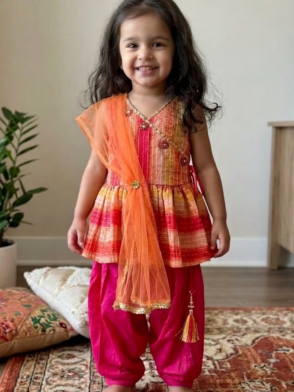Girls Peplum Kurti & Dhoti Salwar Suit Set 2-3 years